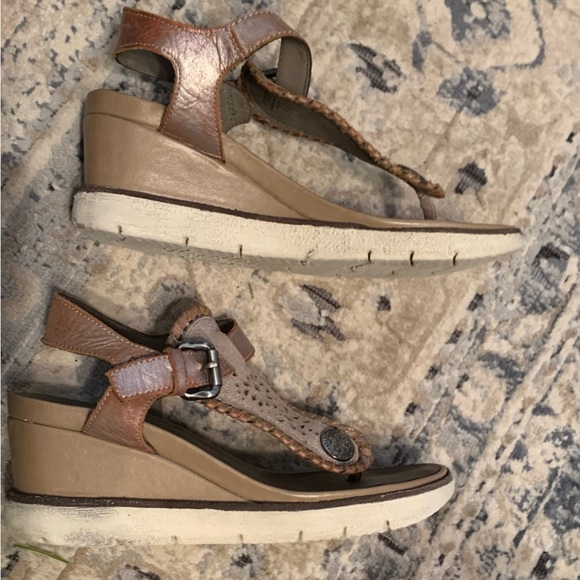 OTBT EXCURSION metallic leather wedges women’s size 6 - Picture 7 of 13